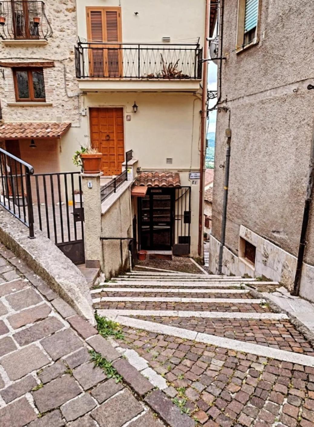 Apartamento Il Sentiero Poggio Bustone Exterior foto